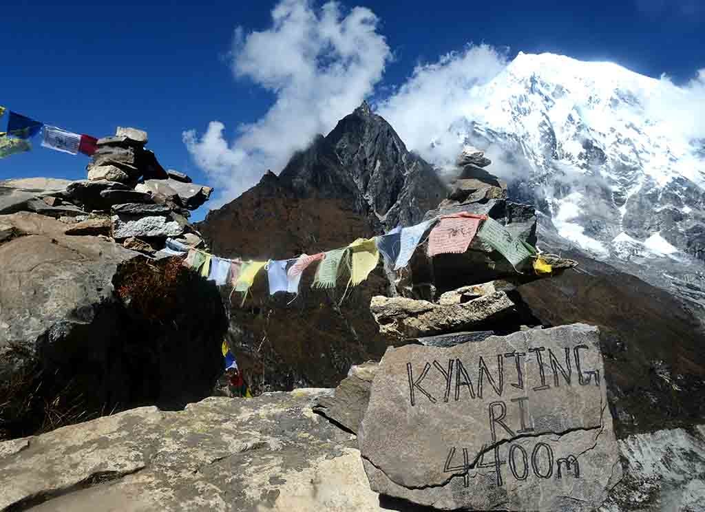 langtang-kyanjing-valley-dhunche-nepal